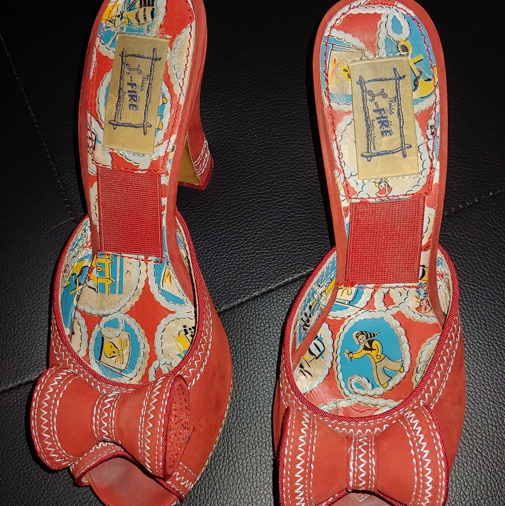 Miss L Fire Lola Mule size 6.5